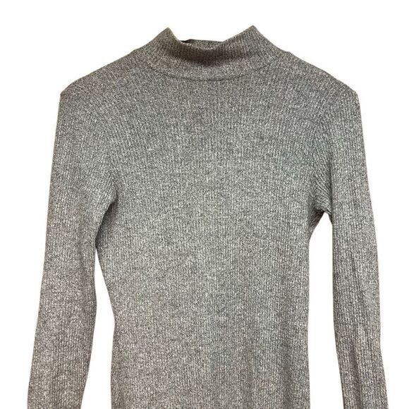 FOREVER 21 Gray Long Sleeve Knit Mini Bodycon Dress Size M Mock Neck Open Back - Picture 3 of 9